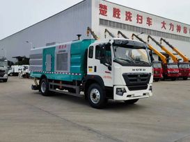 楚胜牌重汽豪沃G5X吸尘车