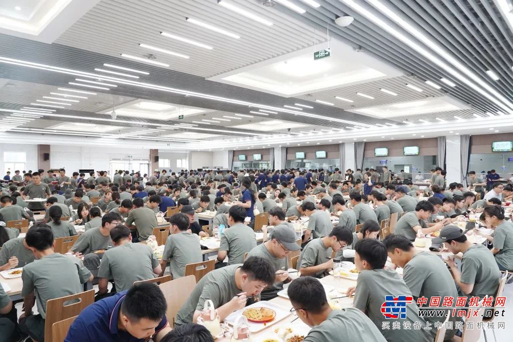 	在集团官微评论区热烈上演