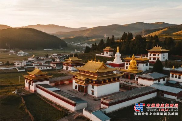 达刚：暑期自驾游的隐形守护者