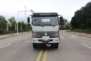 东风小型四驱消防洒水车