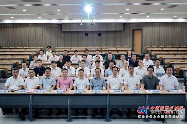 三一集團與大連理工大學深化產學研合作交流