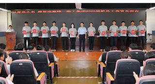 以菁英之名，搏智造巅峰 | 山东临工2025届新员工高管见面会圆满举行