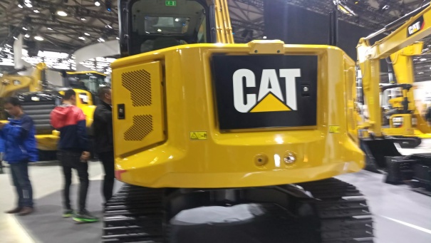卡特彼勒新一代Cat®307.5迷你型液压挖掘机 高清图 - 外观
